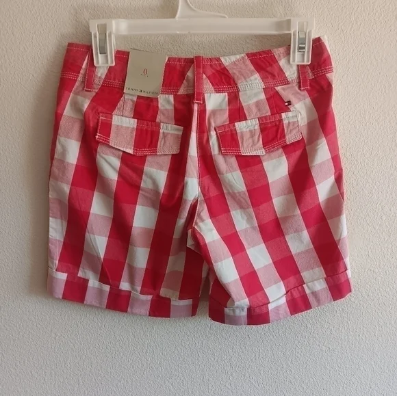 NWT Women's Tomy Hilfiger checkered shorts size 0 - Picture 2 of 6